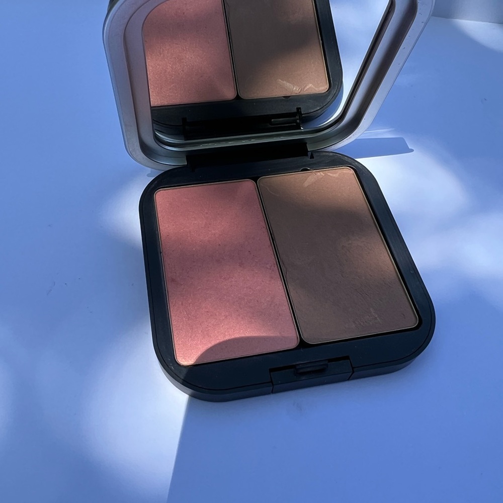 Make Up forever duo blush